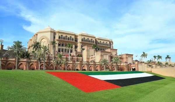 National-day-staycation-in-Emirates-Palace_bodyimage-1024x640